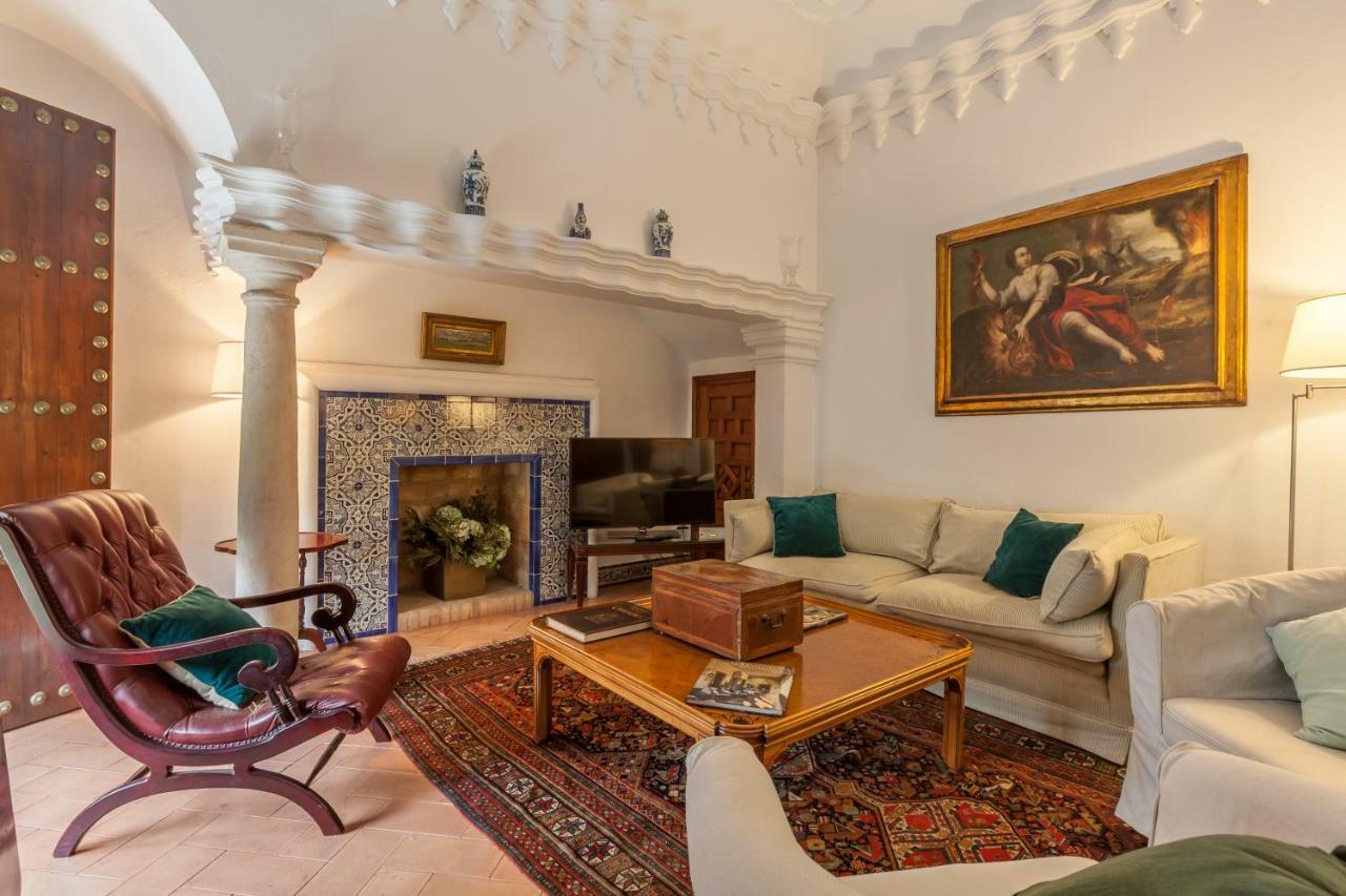 Villa Elvira, Exclusive Pool And Gardens In The Heart Of Sevilla Extérieur photo