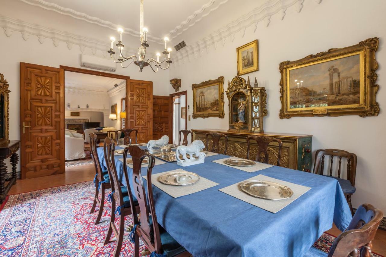 Villa Elvira, Exclusive Pool And Gardens In The Heart Of Sevilla Extérieur photo