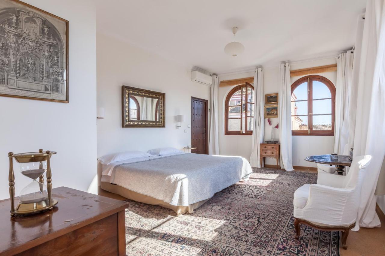 Villa Elvira, Exclusive Pool And Gardens In The Heart Of Sevilla Extérieur photo