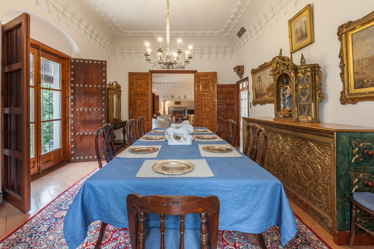 Villa Elvira, Exclusive Pool And Gardens In The Heart Of Sevilla Extérieur photo
